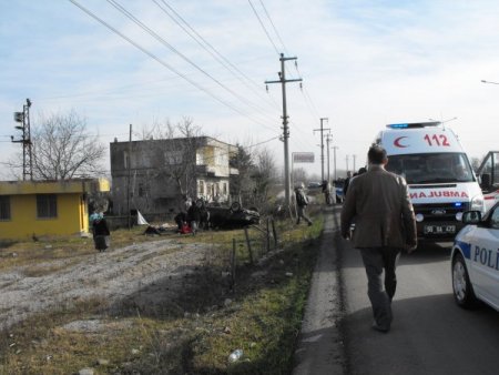 Çarşamba'da iki otomobil çarpıştı: 8 yaralı
