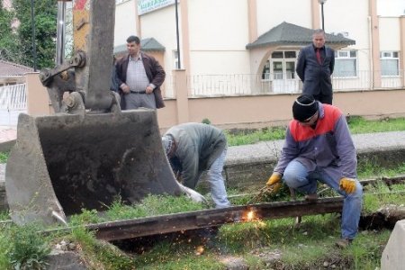 Çarşamba'daki atıl tren yolu kaldırılıyor
