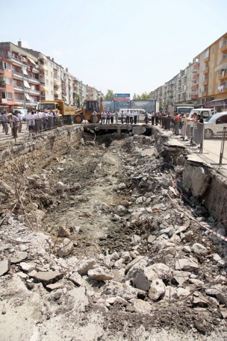 Çarşı Deresi Denizle Buluşuyor