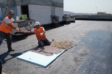 Çatı Uçmalarına 'Yeşil Çatı' İle Çözüm