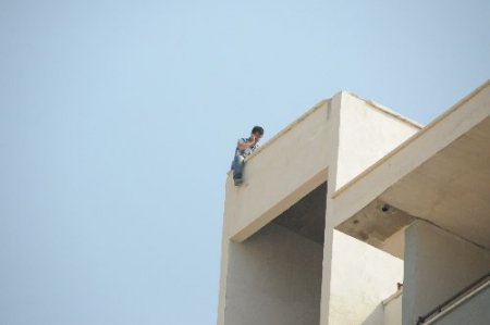 Çatıda alacak eylemi