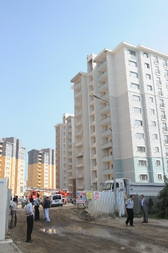 Çatıda alacak eylemi