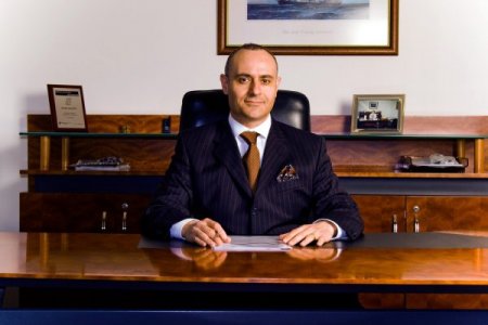 Çatıları Enerji Üretim Merkezine Çevirdi