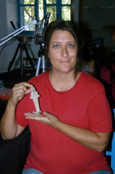 Çavdarhisar'daki kazılarda 17 tane iskelet bulundu