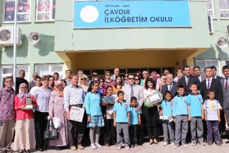 Çavdırlı seracılar iki ayda üç kitap okudu