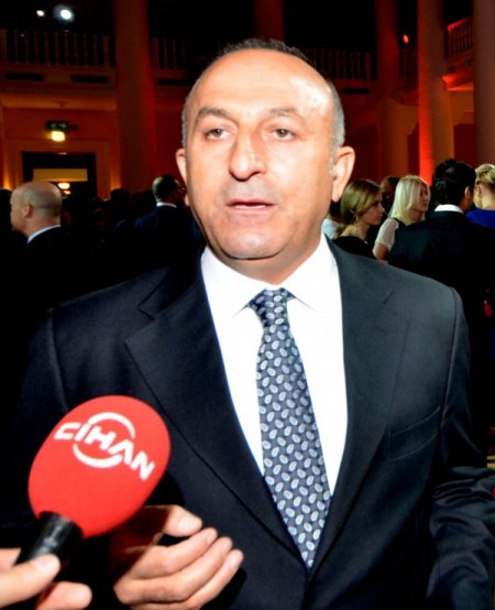 Çavuşoğlu, Ukrayna’daki genel seçimleri değerlendirdi (Özel)