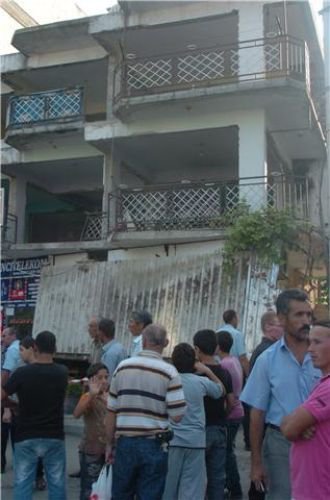 Çay Ocağının Çatısı Çöktü: 4 Yaralı