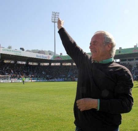 Çaykur Rizespor Mustafa Denizli ile şaha kalktı