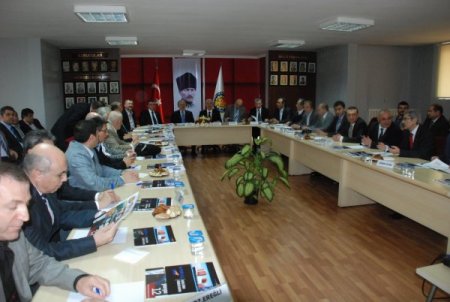 Çebid: Türkiye, Ab'ye Katılan Son 12 Ülkenin Toplamının İki Katı Boru Üretiyor