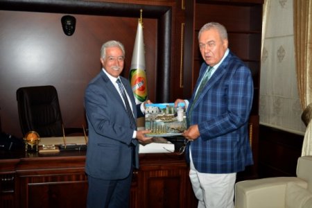 Celal Doğan’dan Başkan Aldırmaz’a ziyaret