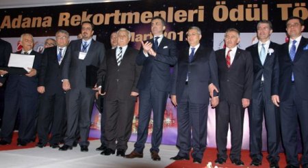 Çelik: Adana'da yeni zemin ve fırsatlar var, yeter ki moralimizi yüksek tutalım