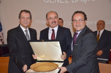 Çelik: Avrupa Birliği bizim için hedeftir, almazlarsa paşa gönülleri bilir