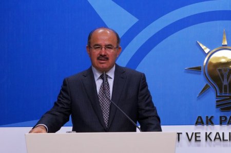 Çelik: Cumhurbaşkanı referandumun maliyetini göz önünde bulunduracaktır