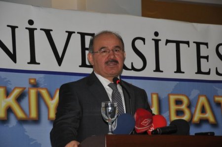 Çelik: Esas amaç darbeyi ve darbeciliği yargılamak