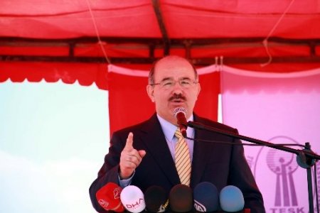 Çelik: Kan üzerinden siyasi hesap içinde olanları bu millet de Allah da affetmez