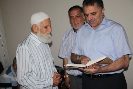 Cemaat kitap okusun diye camilere okuma salonu kuruldu