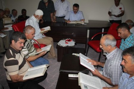 Cemaat kitap okusun diye camilere okuma salonu kuruldu