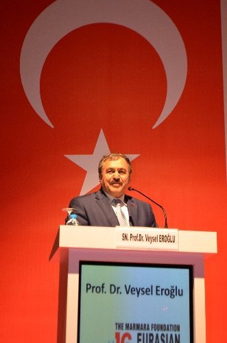 Cemil Çiçek: Avrasya’nın cazibe merkezi olacağına inanıyorum