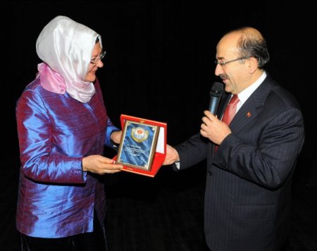 Cemil Meriç Trabzon’da anıldı