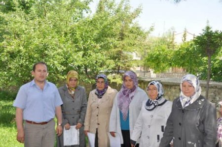 Cenaze Hizmetleri Kursiyelerinin Sertifikaları Verildi