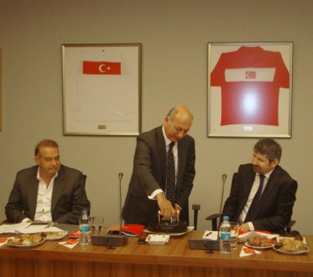 Cengiz Zülfikaroğlu'nun doğum günü kutlandı