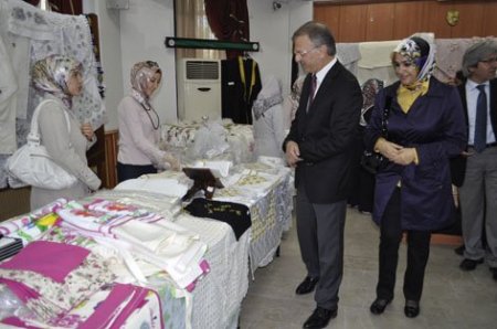 Çerkezköy'de Öğrenciler Yararına Kermes