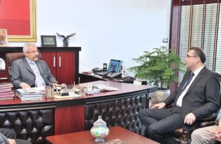 Cerrah: Yeni kurulacak OSB'de 15 bin kişi istihdam edilecek.