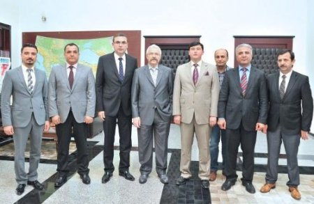 Cerrah: Yeni kurulacak OSB'de 15 bin kişi istihdam edilecek.