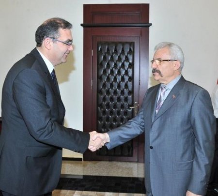 Cerrah: Yeni kurulacak OSB'de 15 bin kişi istihdam edilecek.