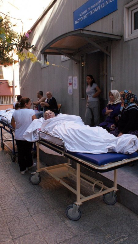 Cerrahpaşa’da çıkan yangın kontrol altına alındı