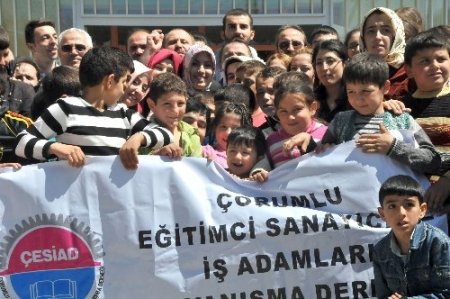 ÇESİAD sayesinde Çorum'da kütüphanesiz okul kalmayacak