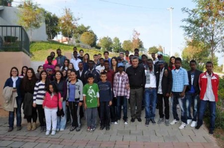 Çeşme'de eğitim gören 25 Somalili çocuk İzmir'i gezdi