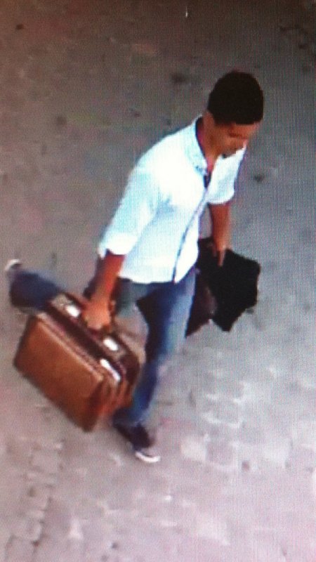 Çete dolandırıcılık yöntemiyle elde ettiği paraları çantayla taşımış