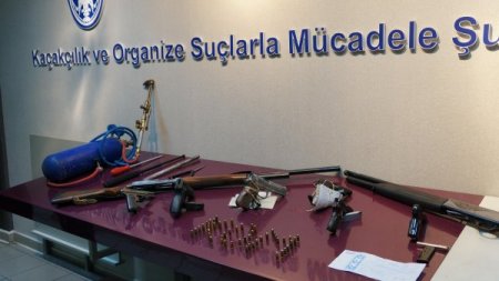 Çete Lideri Kız Arkadaşının Doğum Gününde Yakayı Ele Verdi