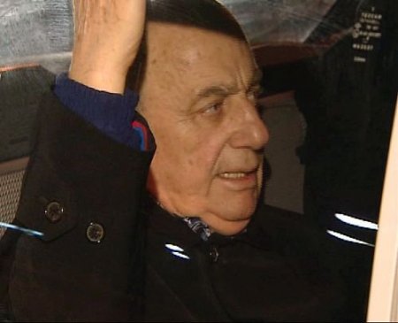 Çetin Doğan Trafikte Cihan Kamerasına Yakalandı (özel)