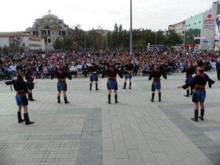 Çevik Kuvvet Polisleri Seymen Oldu