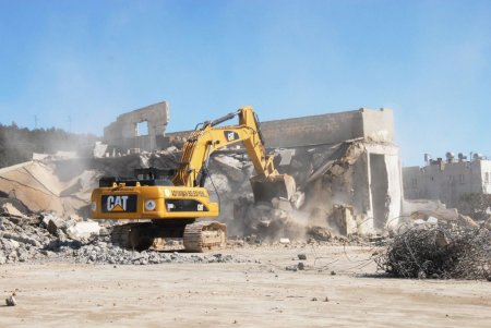 Çevre yolu için yıkımlar başladı