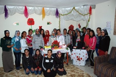 Ceyhan Altın Çocuk Okuma Salonu'nda Kutlu Doğum coşkusu