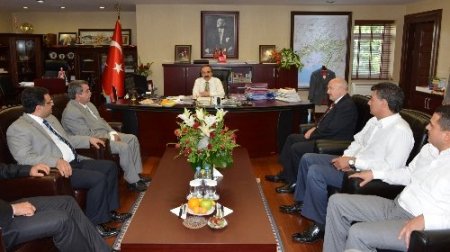 Ceyhan heyetinden, Vali Coş'a ziyaret