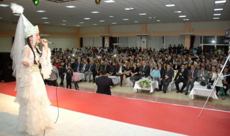 Ceyhan’da Türkçe şöleni