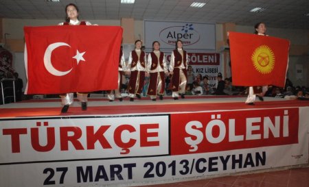 Ceyhan’da Türkçe şöleni
