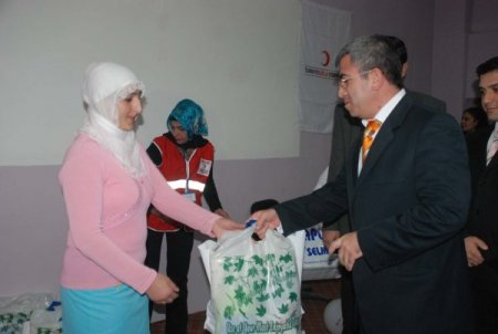 Cezaevi Savcısı, Tutuklu Kadınlarla Halay Çekti