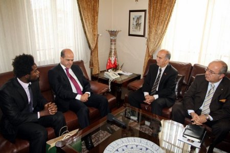 Cezayir Başkonsolosu'ndan Vali Harput’a ziyaret