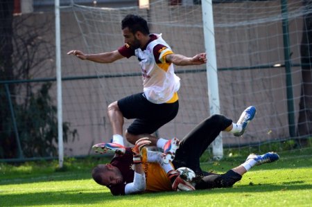 CFR Cluj maçına hazırlanan Galatasaray'a taraftar morali
