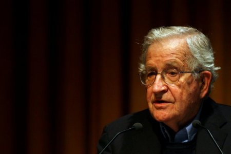 Chomsky: Türkiye'nin dünyadaki yerini bulması Kürt Sorunu'ndan geçiyor