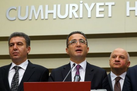 CHP, 'Adalet Miting'leri için meydanlara iniyor