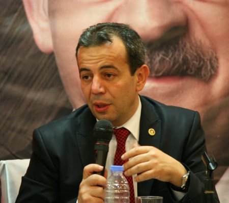 CHP, Büyükşehir Belediyesi Kanunu da Anayasa Mahkemesi’ne götürecek