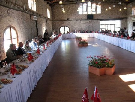 Chp, İzmir'de Stk'lardan Genel Seçimde De Yardım Bekliyor