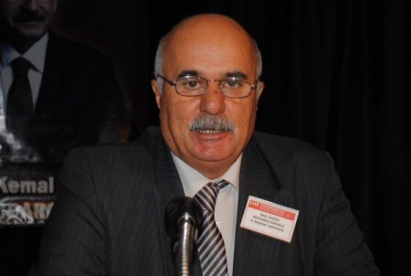 Chp, Partideki Söylem Birliğini Eğitim Seminerleriyle Oluşturacak