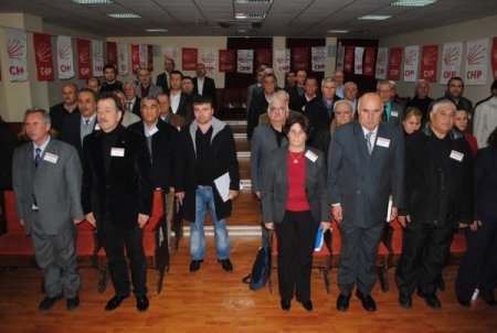 Chp, Partideki Söylem Birliğini Eğitim Seminerleriyle Oluşturacak